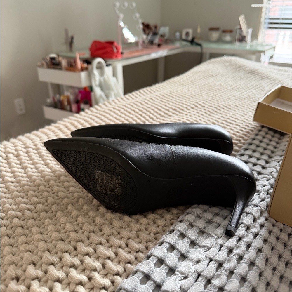 Michael Kors Black Slip on Heel - Picture 7 of 9